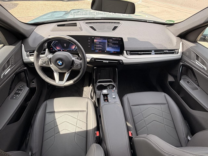 BMW X1 s18i HUD ACC SuView Widescreen Lenkradh.AHK LED — photo 13