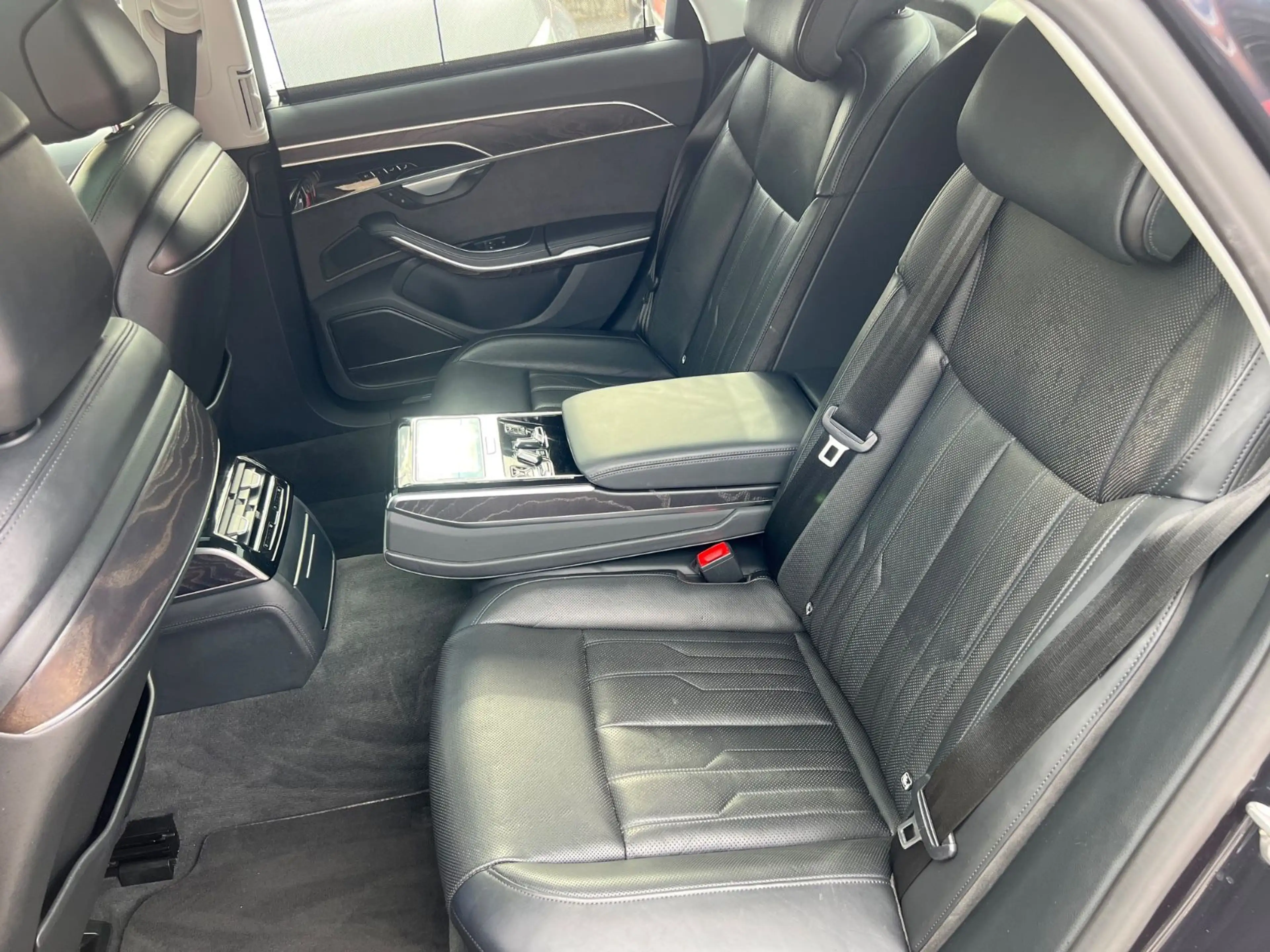 Audi A8 50 TDI Quattro*HUD*NACHTS*MASSAGE*B&O*360°*SK — photo 4