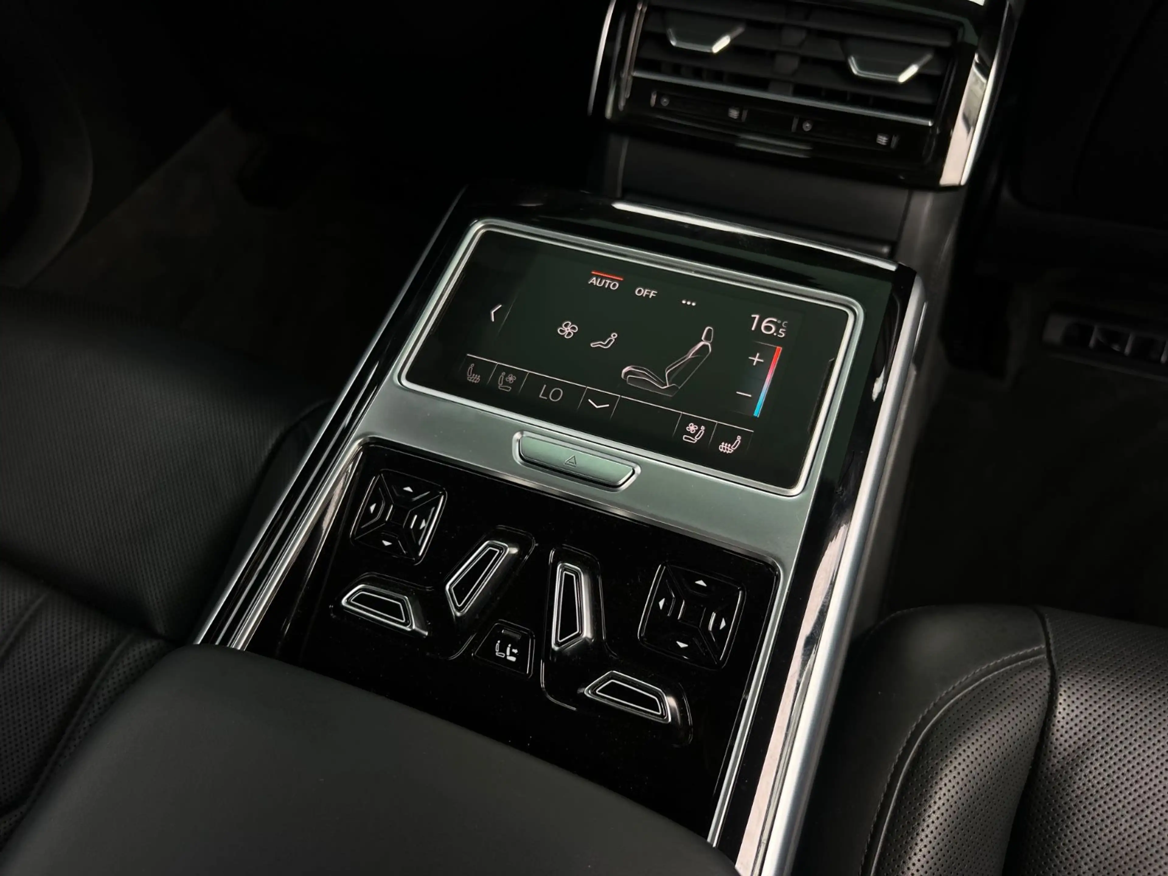 Audi A8 50 TDI Quattro*HUD*NACHTS*MASSAGE*B&O*360°*SK — photo 5