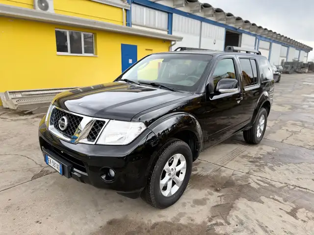 Nissan Pathfinder 2.5 dci 7 POSTI - UNICO PROPIETARIO