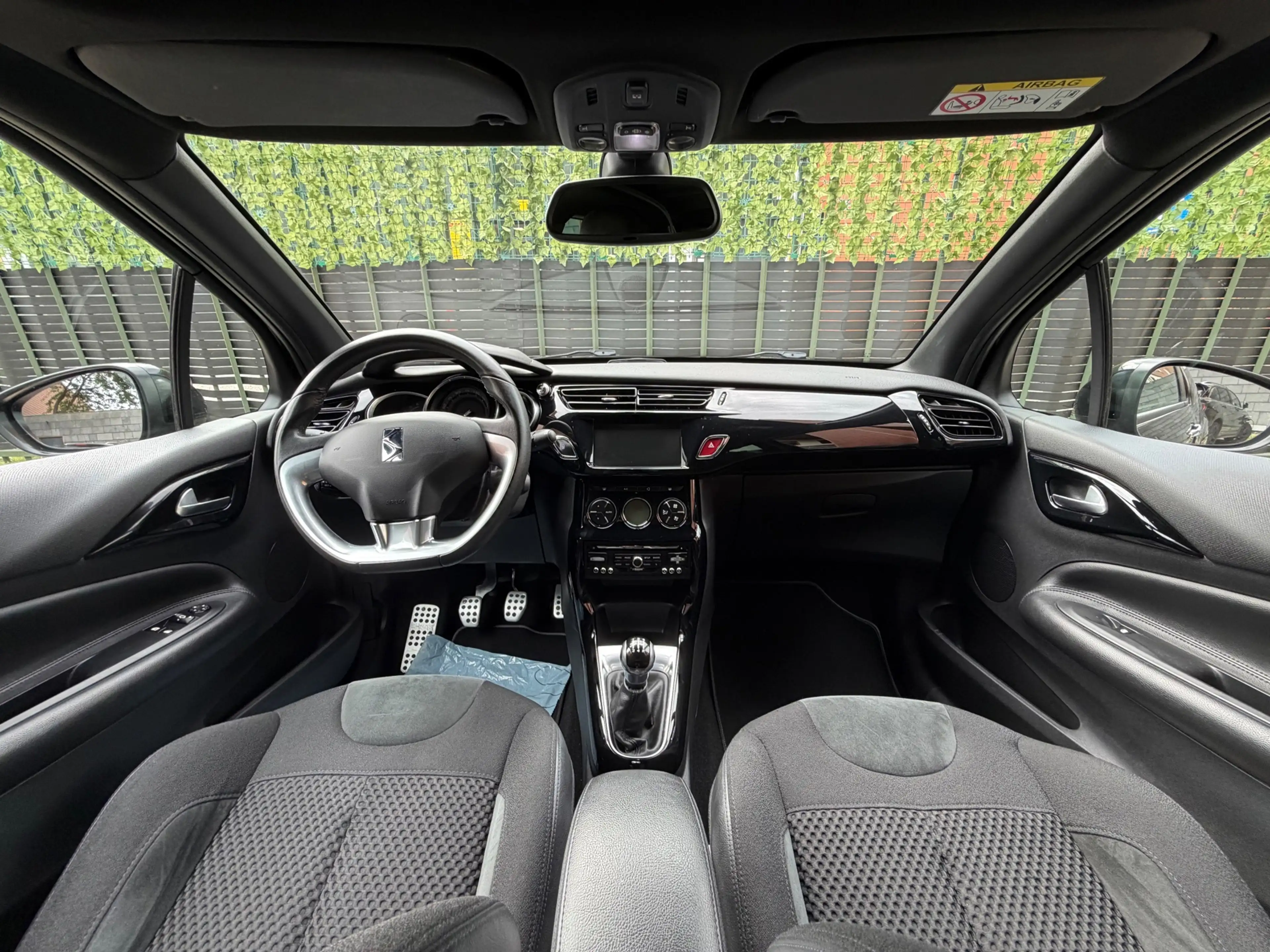 Citroen DS3 Cabrio 1.2 PureTech So Chic 2015 CABRIO|LED|NAP — photo 19