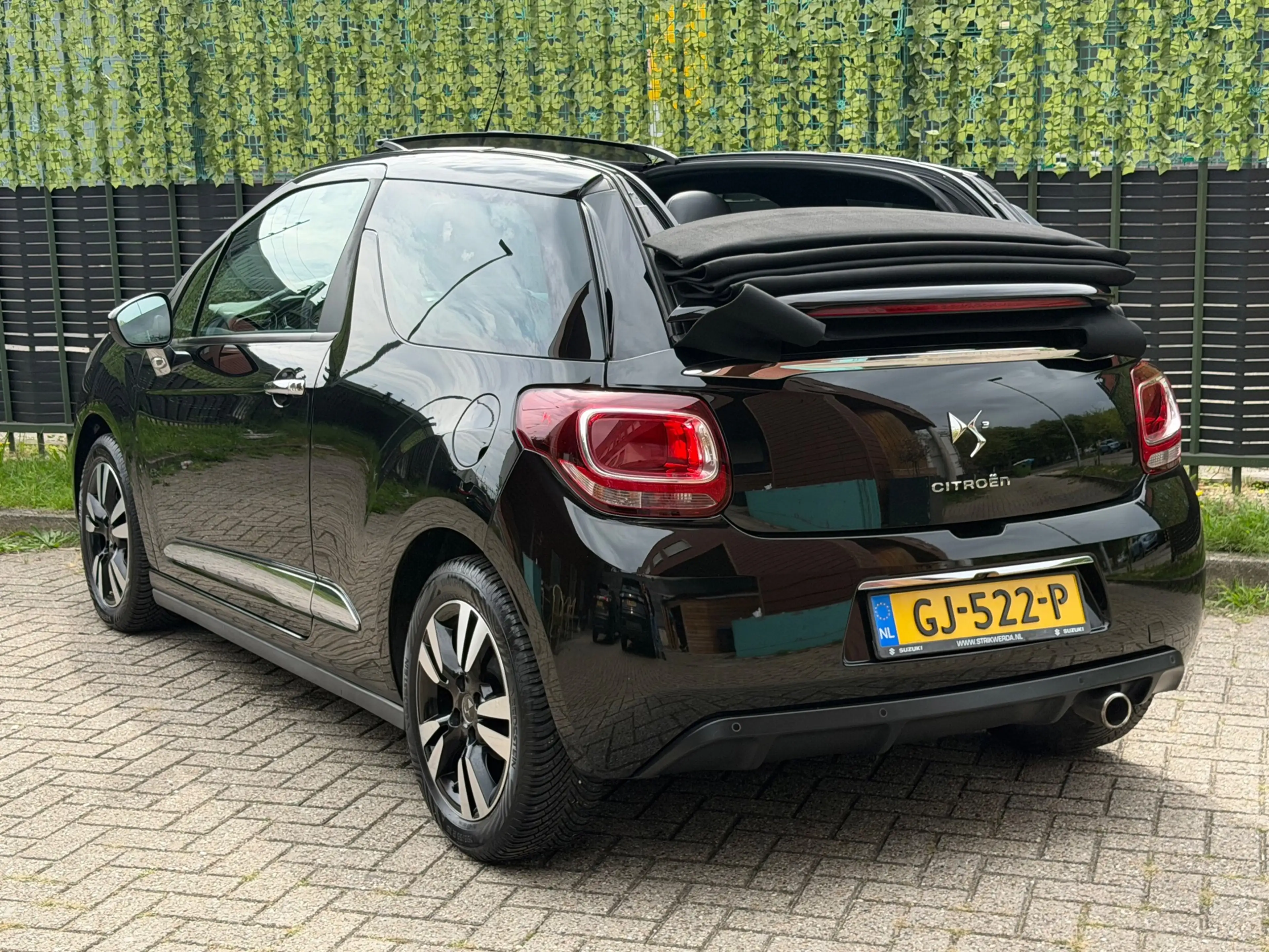 Citroen DS3 Cabrio 1.2 PureTech So Chic 2015 CABRIO|LED|NAP — photo 8