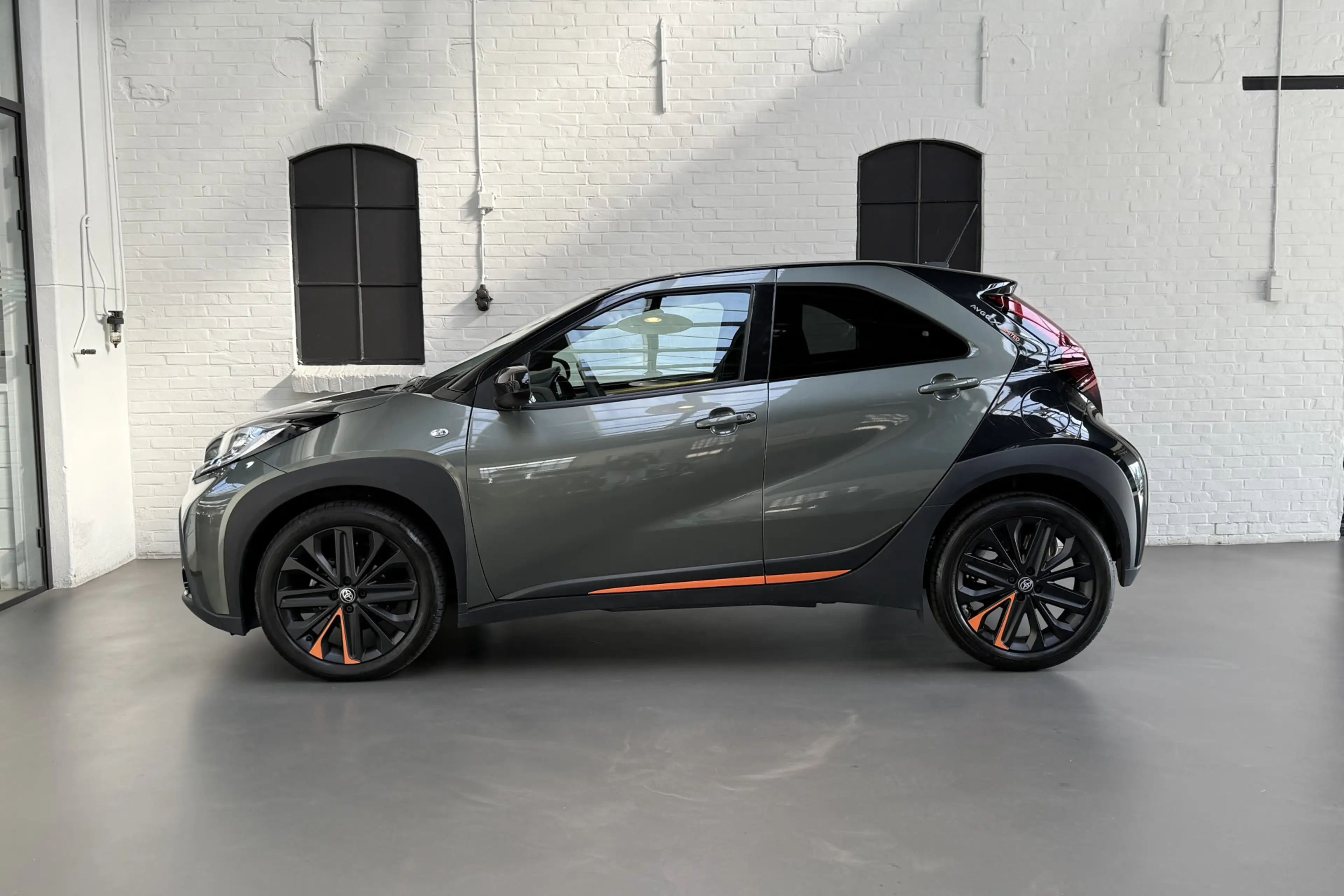 Toyota Aygo X 1.0 VVT-i S-CVT Limited Automaat - Stoelverwarming — photo 2