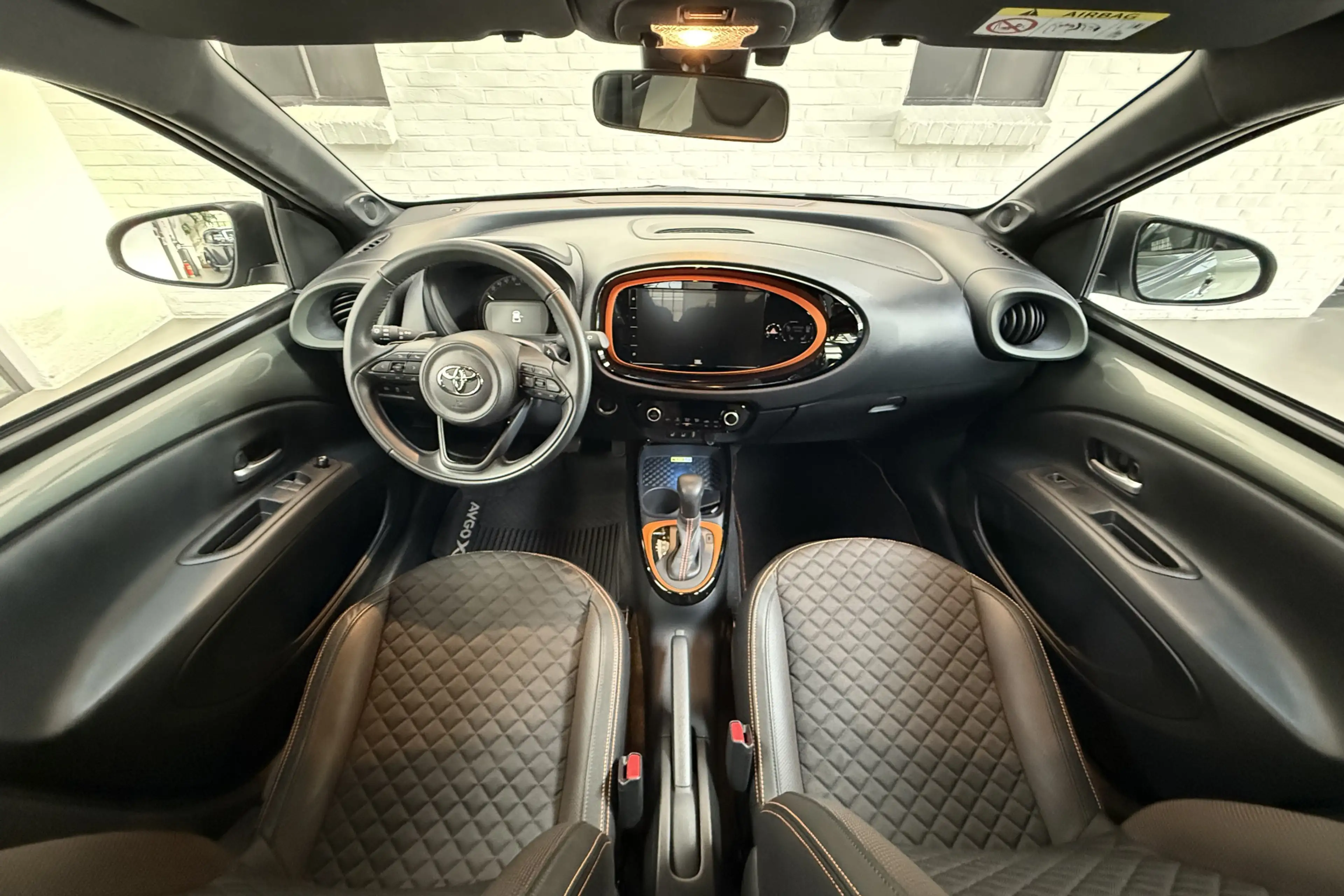 Toyota Aygo X 1.0 VVT-i S-CVT Limited Automaat - Stoelverwarming — photo 39