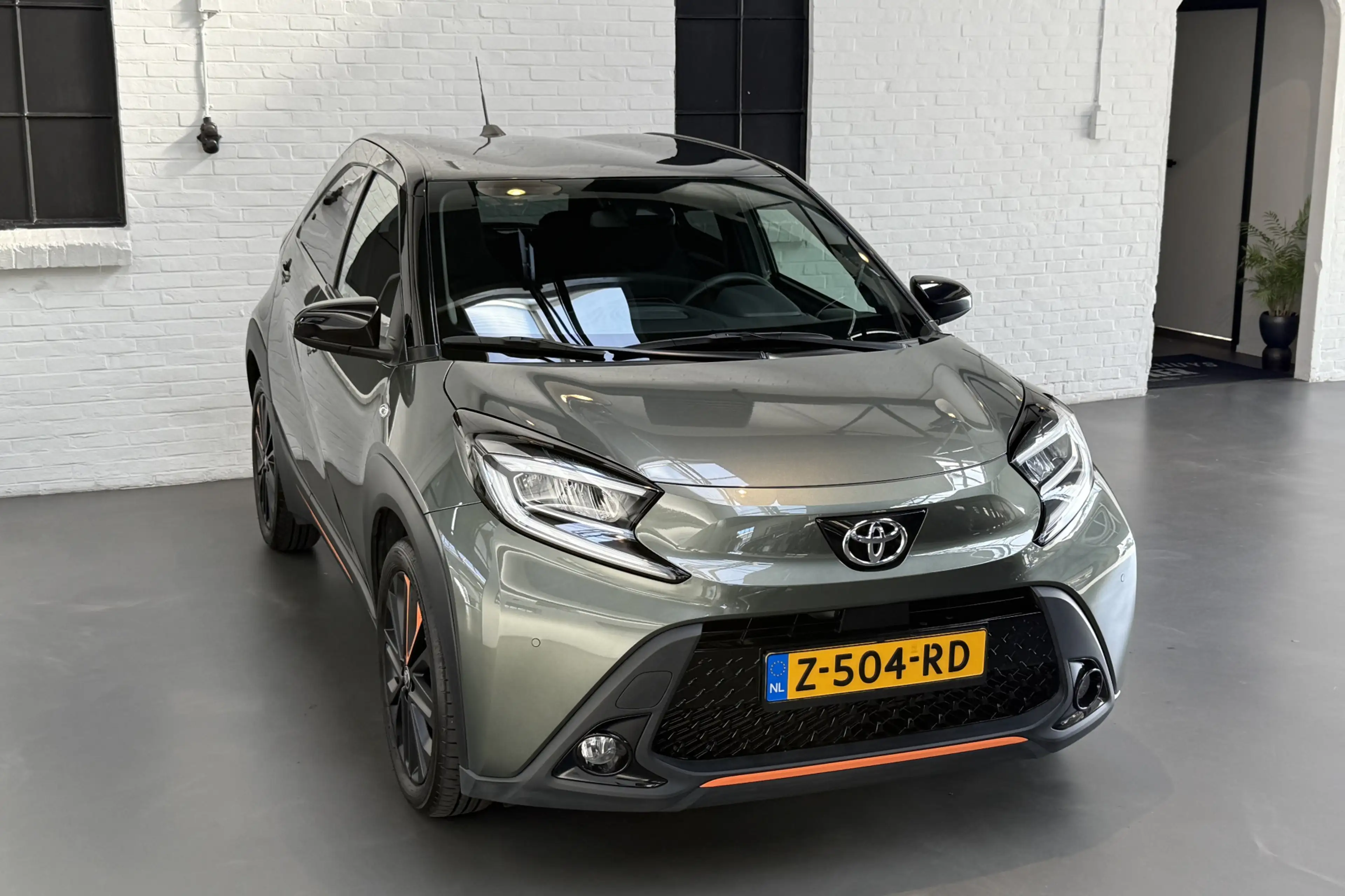 Toyota Aygo X 1.0 VVT-i S-CVT Limited Automaat - Stoelverwarming — photo 16