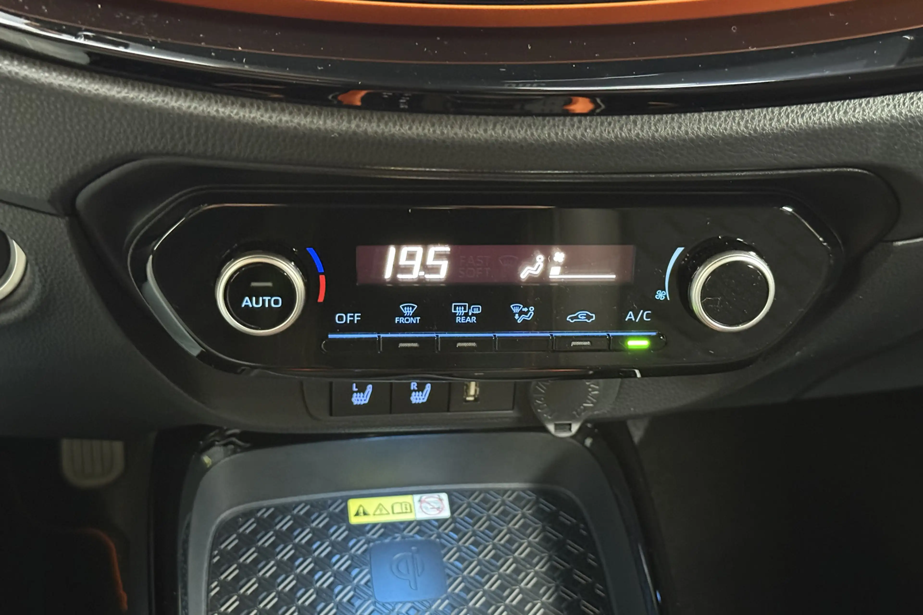 Toyota Aygo X 1.0 VVT-i S-CVT Limited Automaat - Stoelverwarming — photo 34