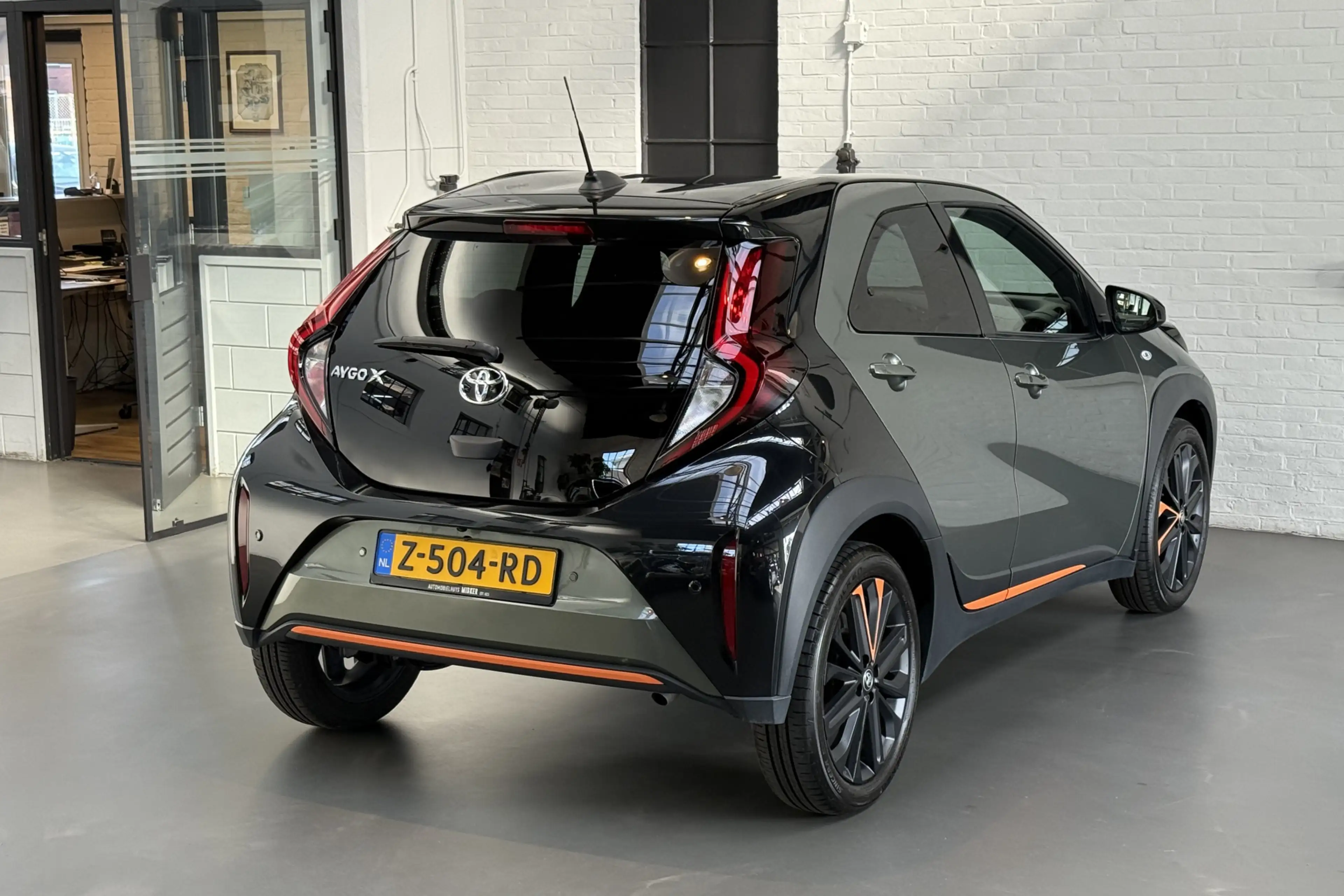 Toyota Aygo X 1.0 VVT-i S-CVT Limited Automaat - Stoelverwarming — photo 45