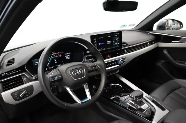 Audi A4 view 5