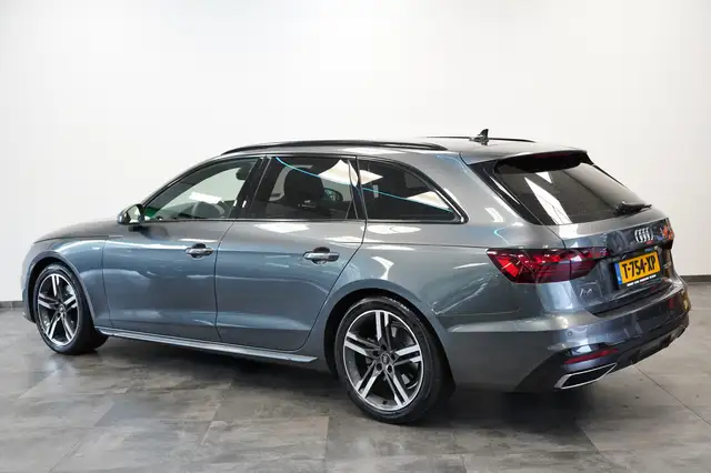 Audi A4 view 3