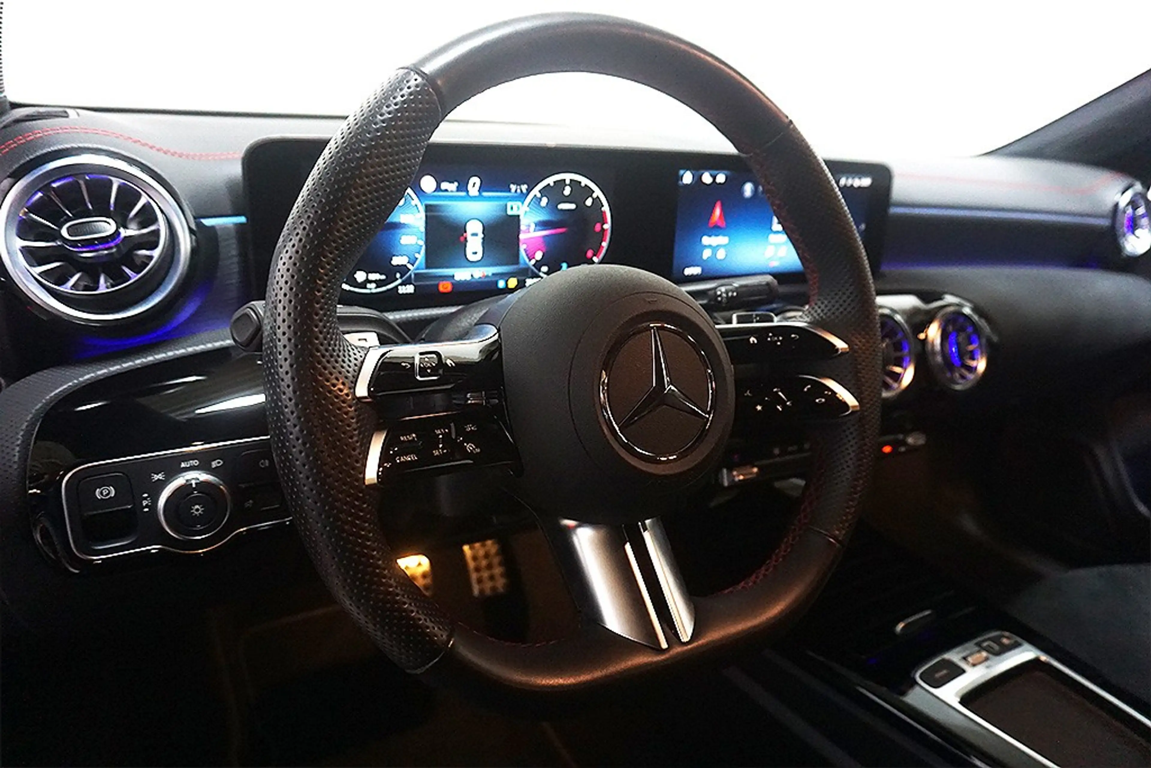 Mercedes-Benz CL 220d AMG Line Edition Night Paket Garantie — photo 11