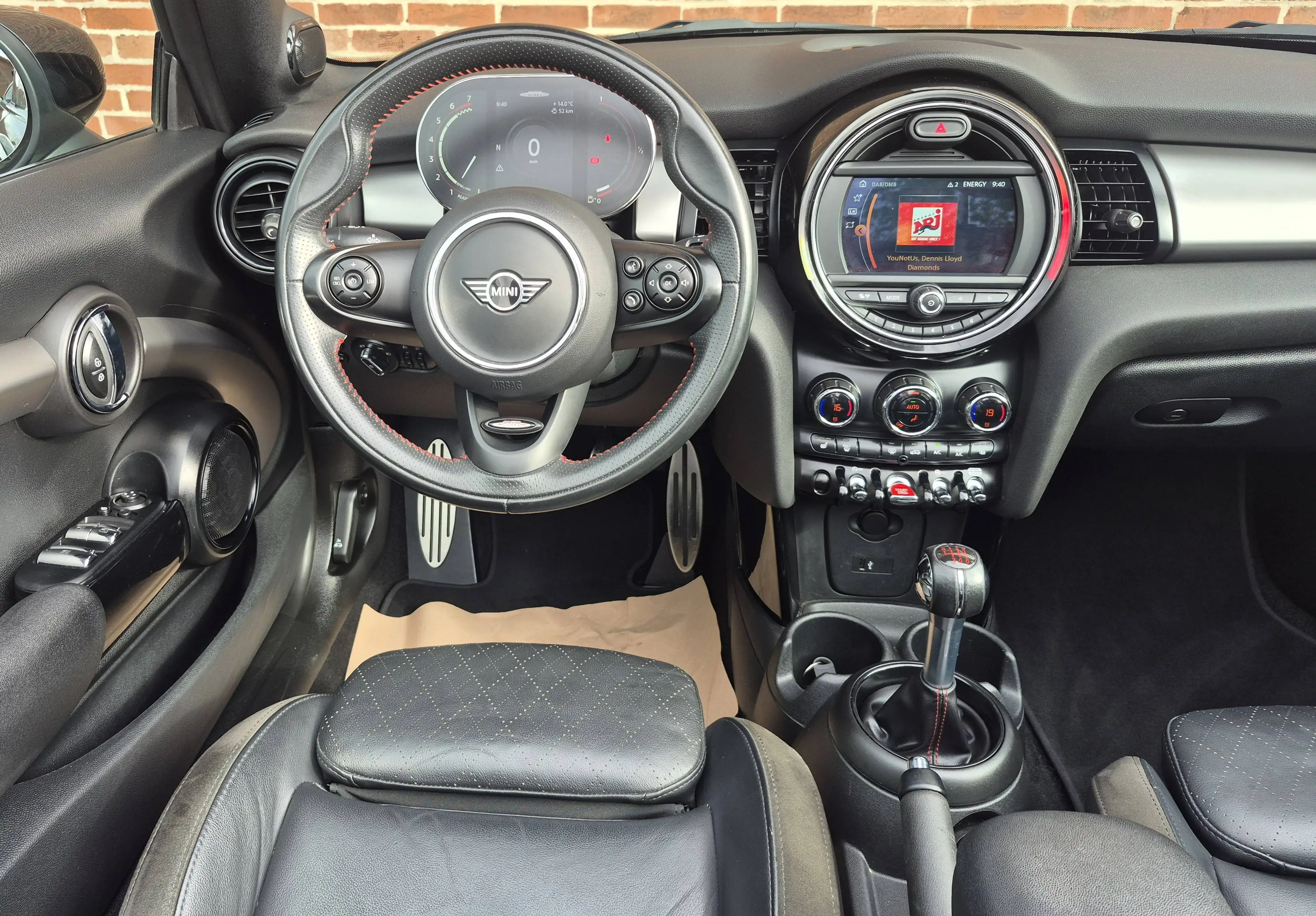 MINI John Cooper Works Cabrio John Cooper Works Harman-Kardon/Leder/Navi — photo 14