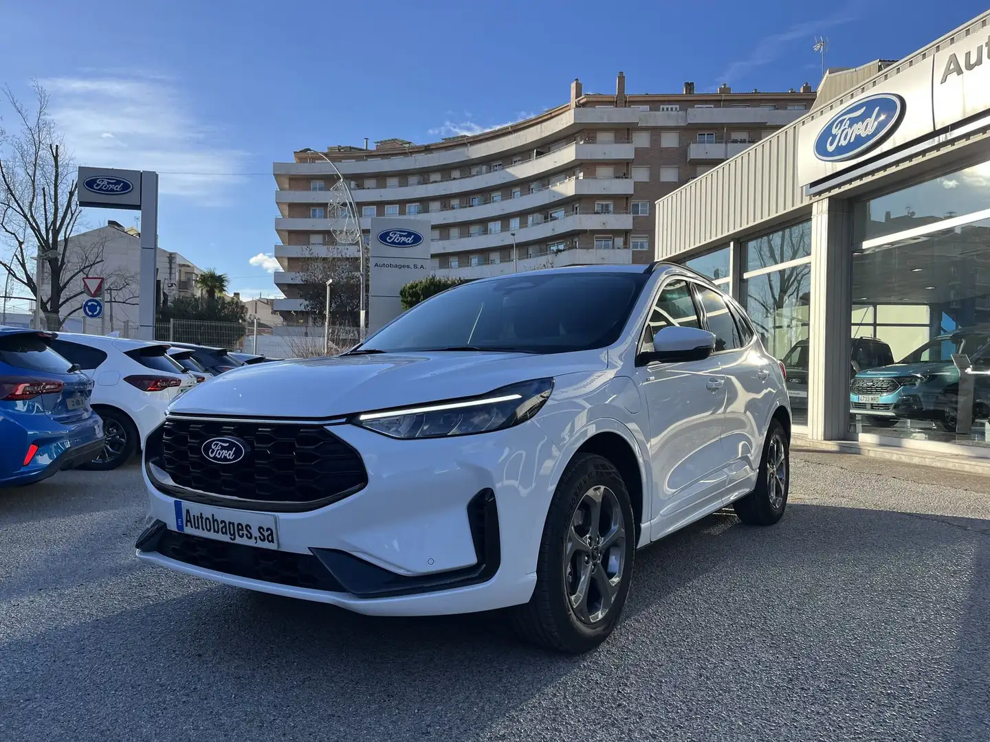 Ford Kuga 2.5 Duratec PHEV ST-Line 4x2 Blanc - 1