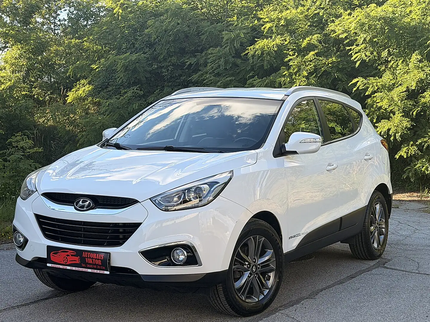 Hyundai iX35 2,0 CRDi GO 4WD *GARANTIE, 1.BESITZ* Weiß - 2