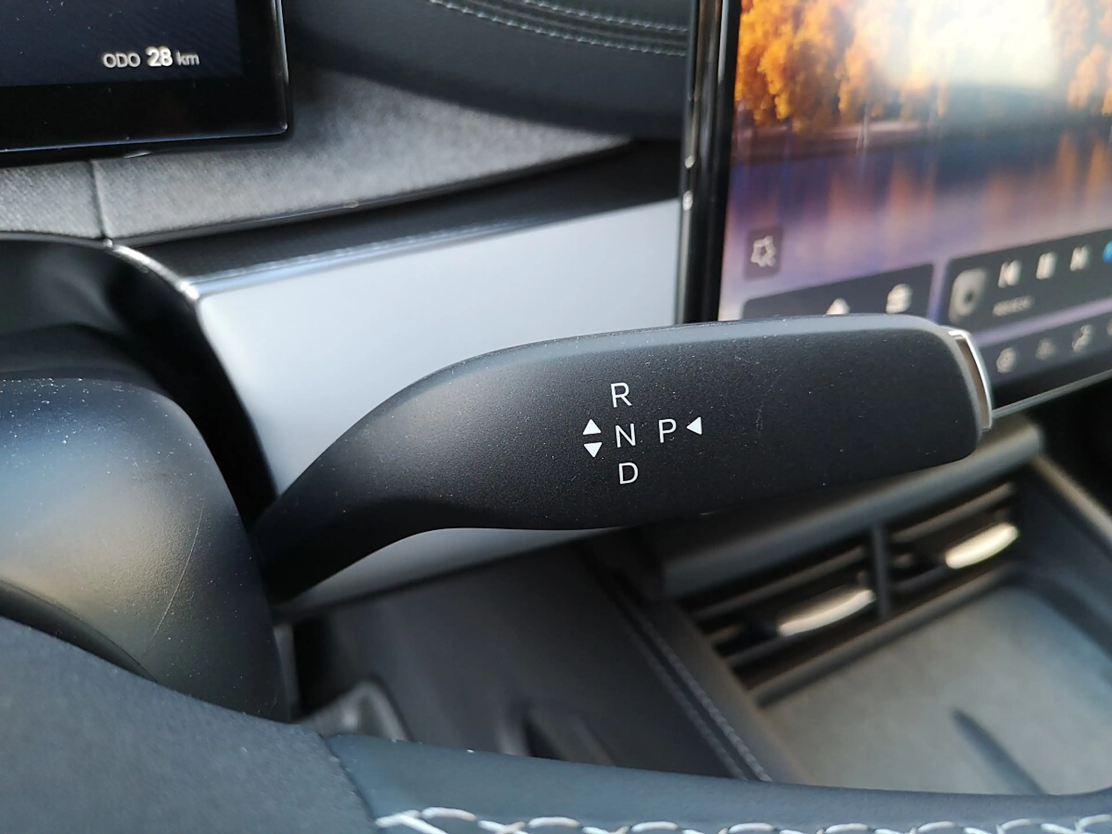 BYD Seal 6 Touring PHEV Comfort — photo 14