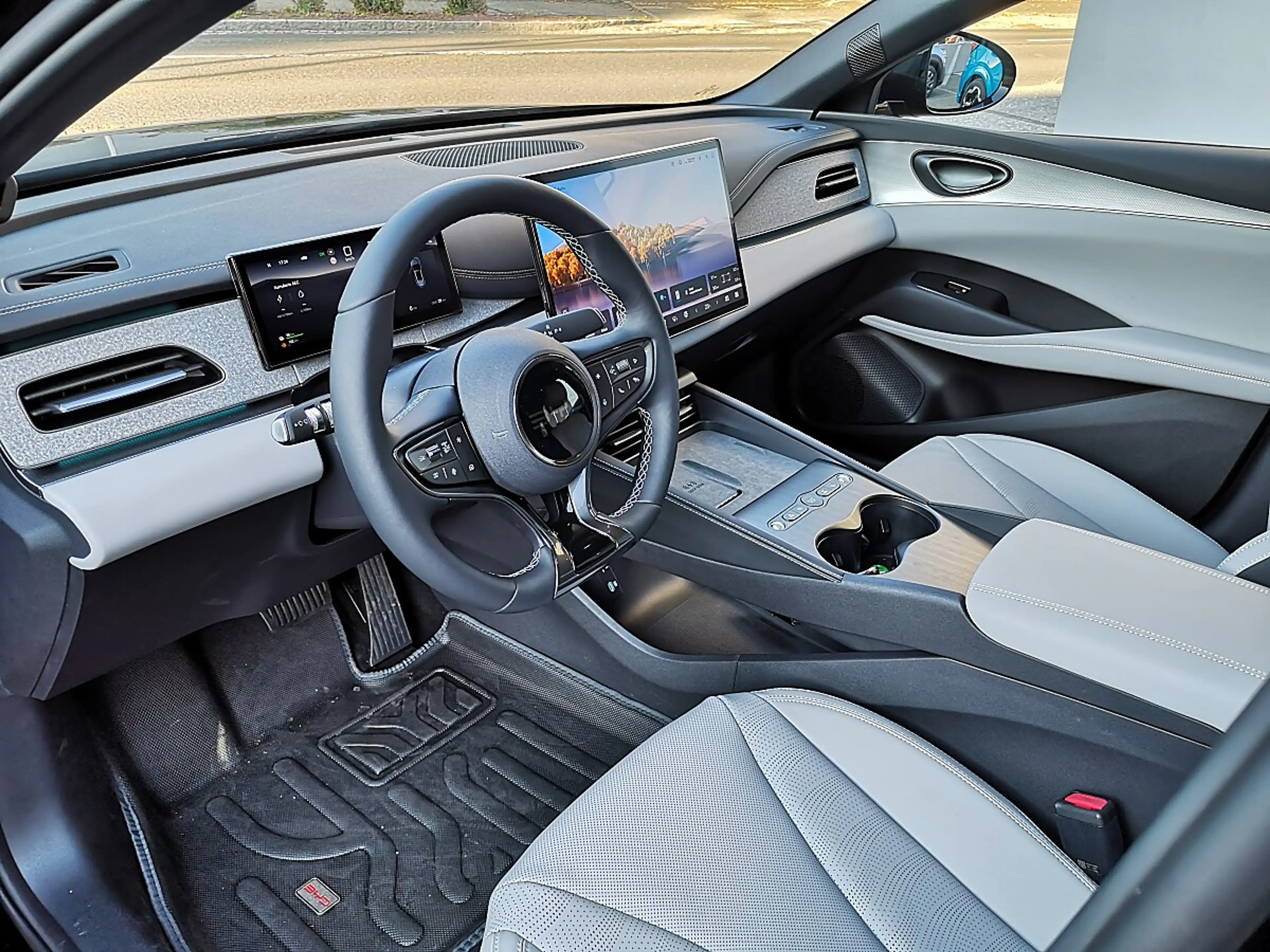 BYD Seal 6 Touring PHEV Comfort — photo 7