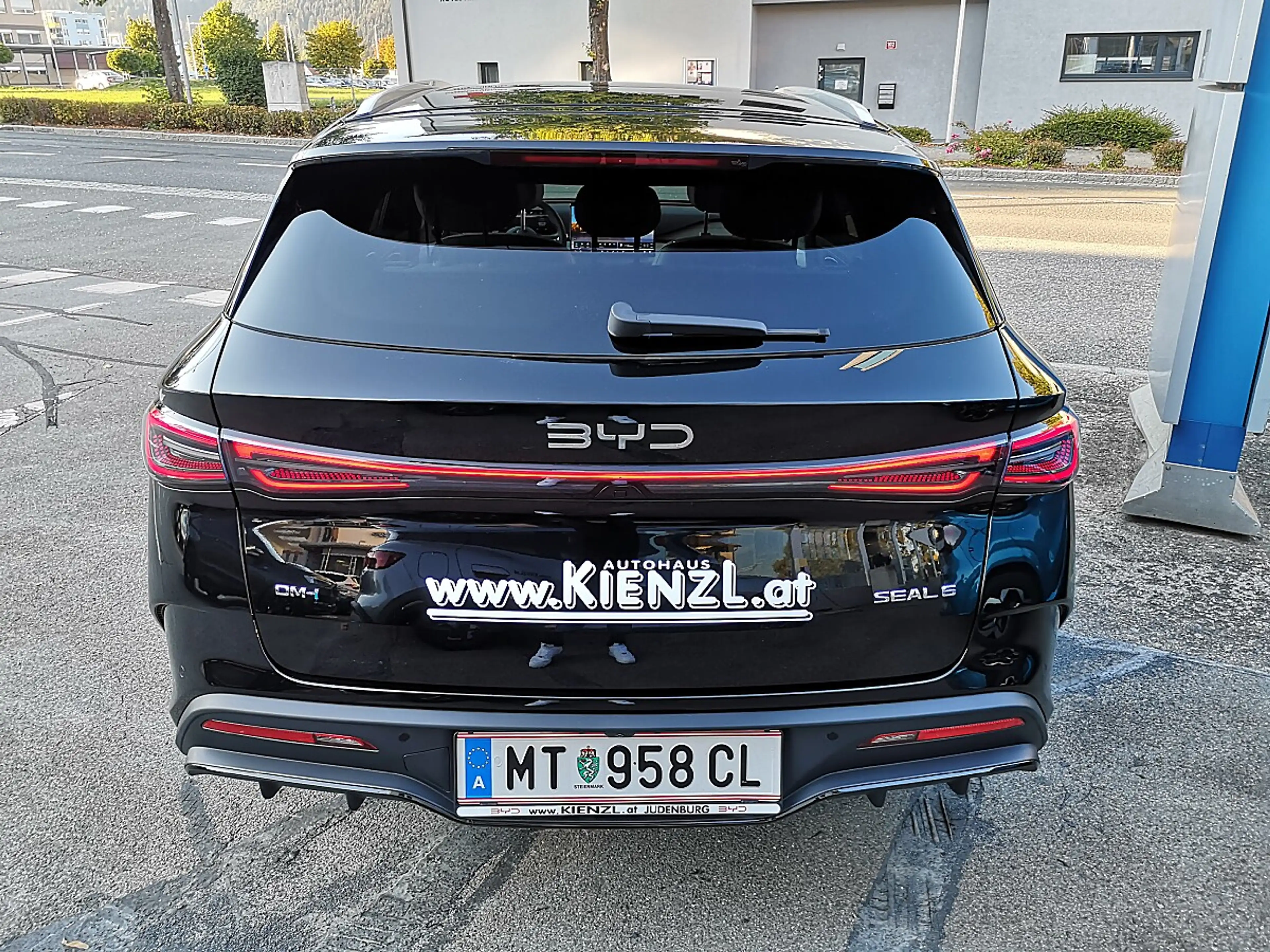 BYD Seal 6 Touring PHEV Comfort — photo 4