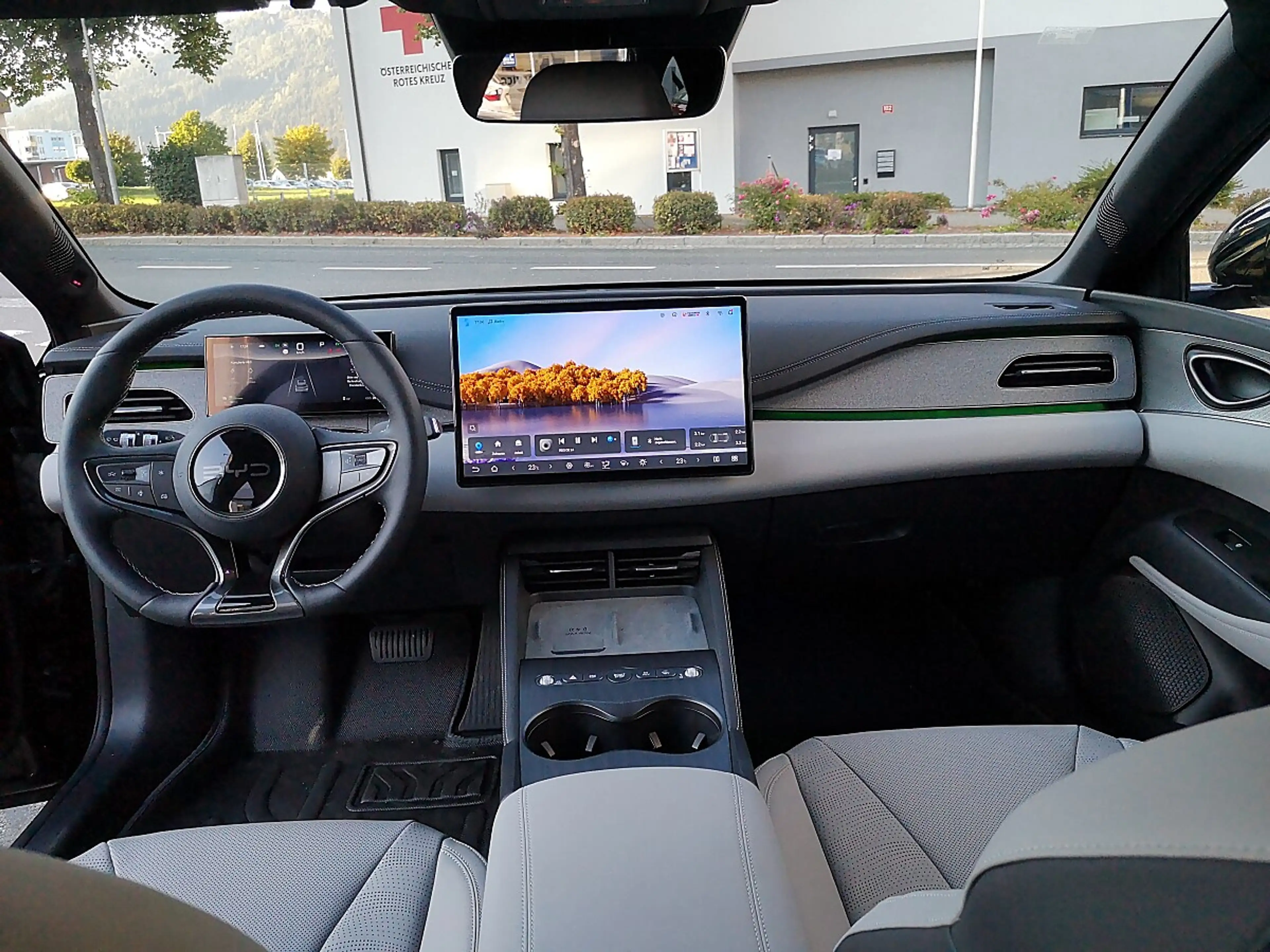 BYD Seal 6 Touring PHEV Comfort — photo 10