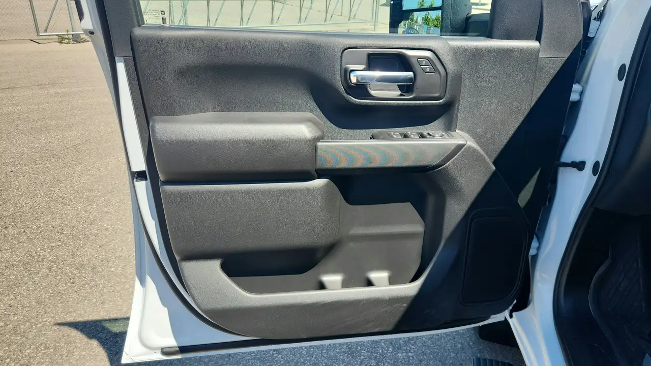 GMC Sierra 2500HD снимка GMC Sierra 2500HD