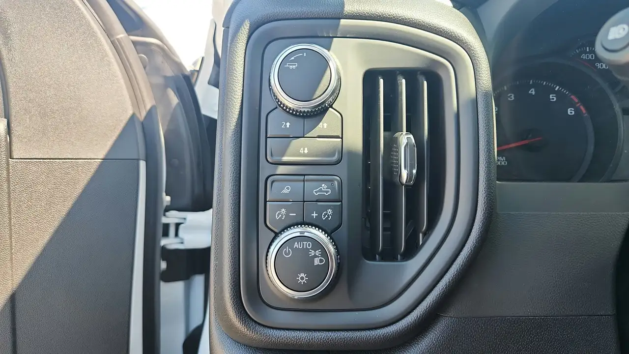 GMC Sierra 2500HD снимка GMC Sierra 2500HD