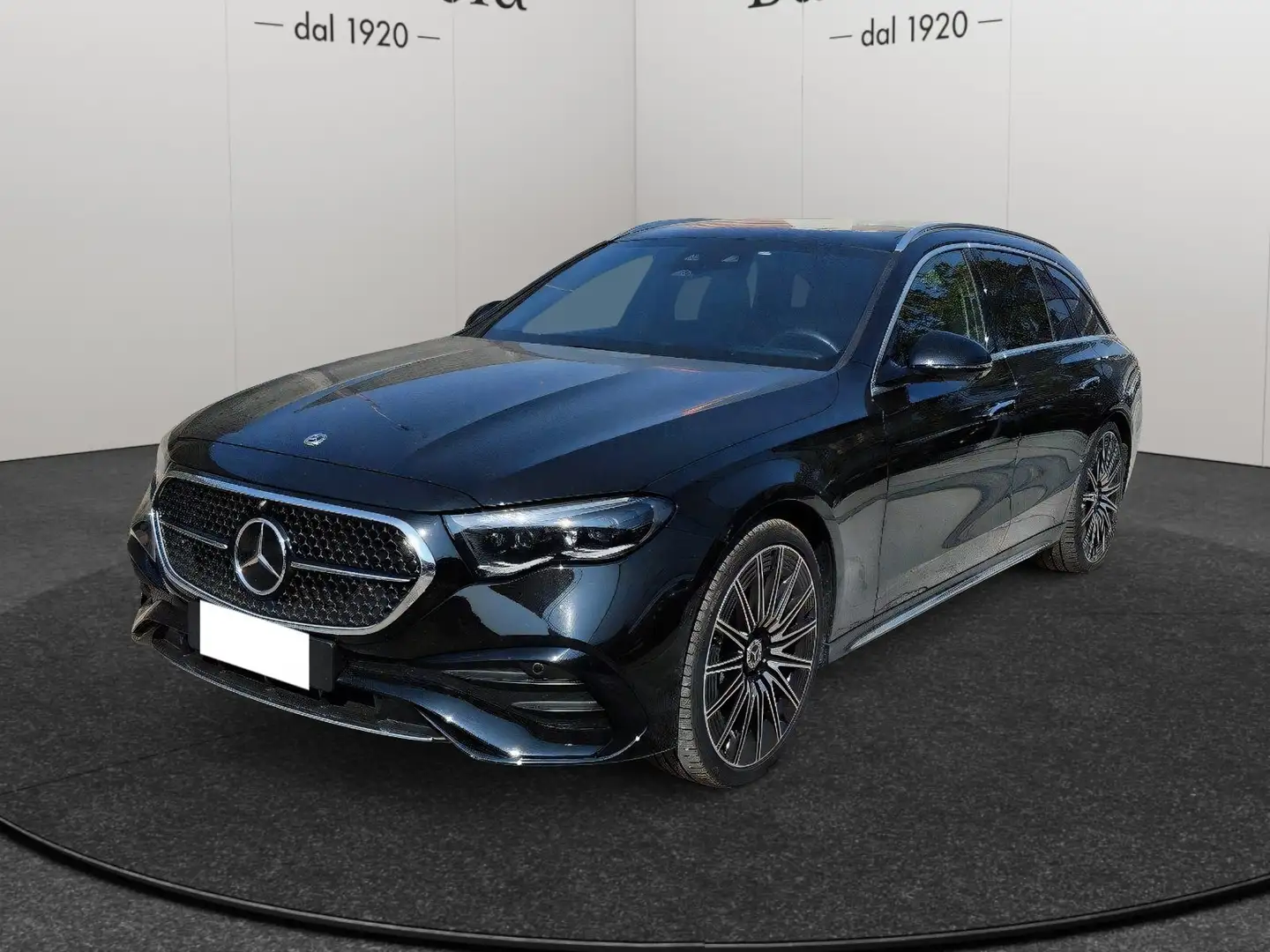 Mercedes-Benz E 220 - S214 SW - S214 - E SW 220 d AMG Line Premium Pl Schwarz - 1