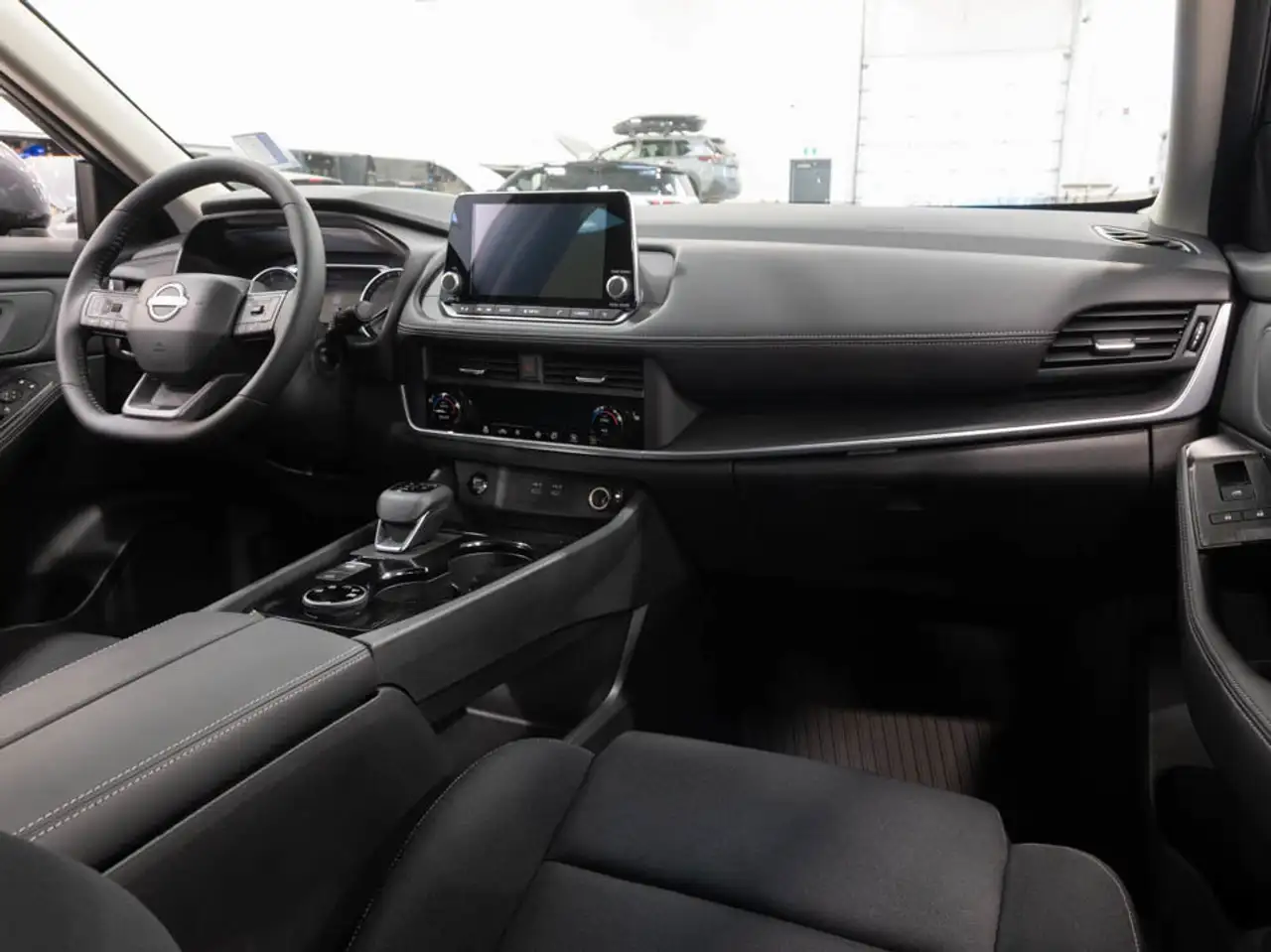 Nissan Rogue снимка Nissan Rogue