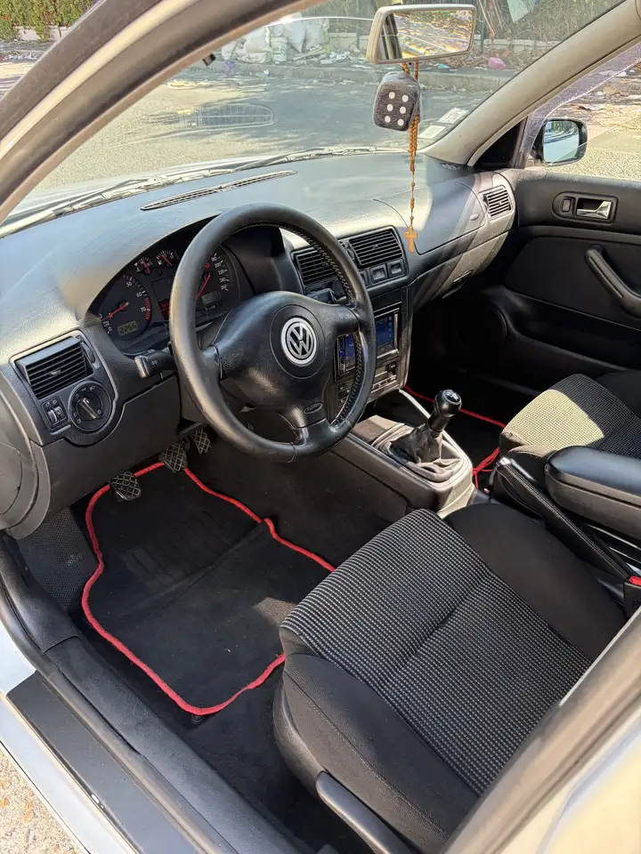 Volkswagen Golf 1.6 Travelling, foto 3