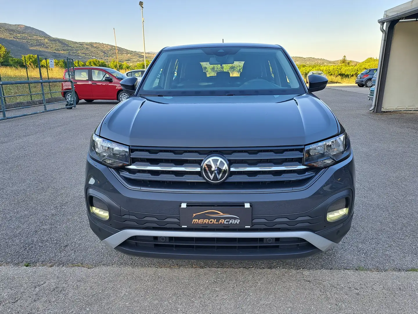 Volkswagen T-Cross 1.0 tsi Urban 95cv Gris - 2