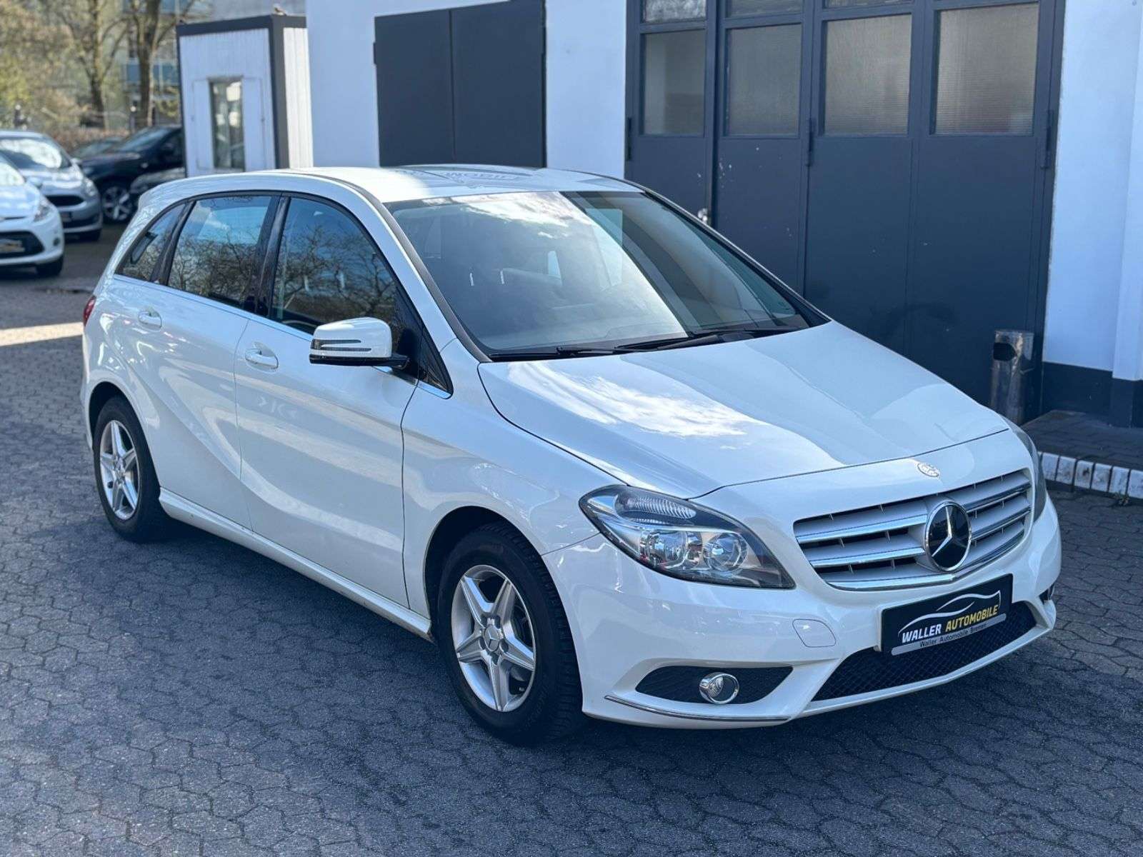 Second hand Mercedes Benz B-Class 180