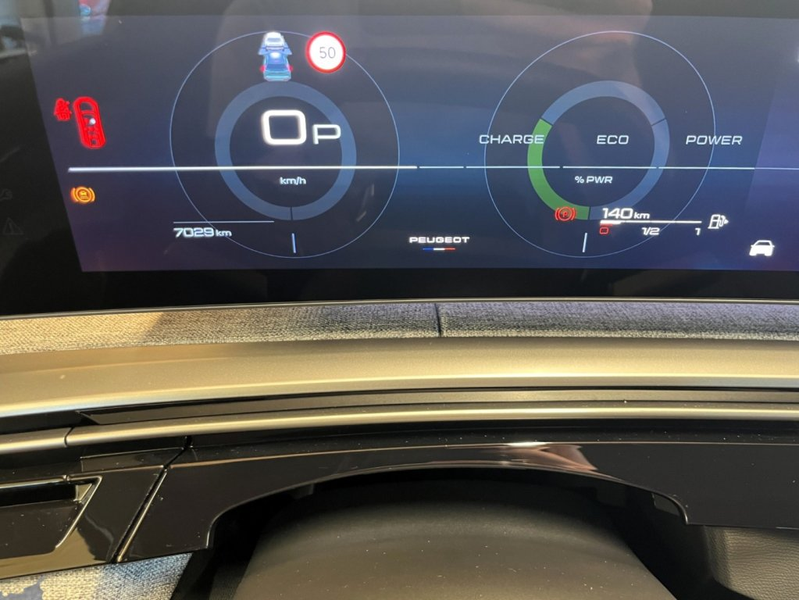 Peugeot 5008 GT MHEV 145 e-DCS6 — photo 11