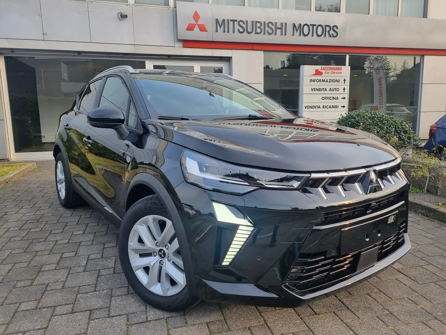 Mitsubishi ASX ASX 1.0 INVITE PLUS GPL Чорний - 1