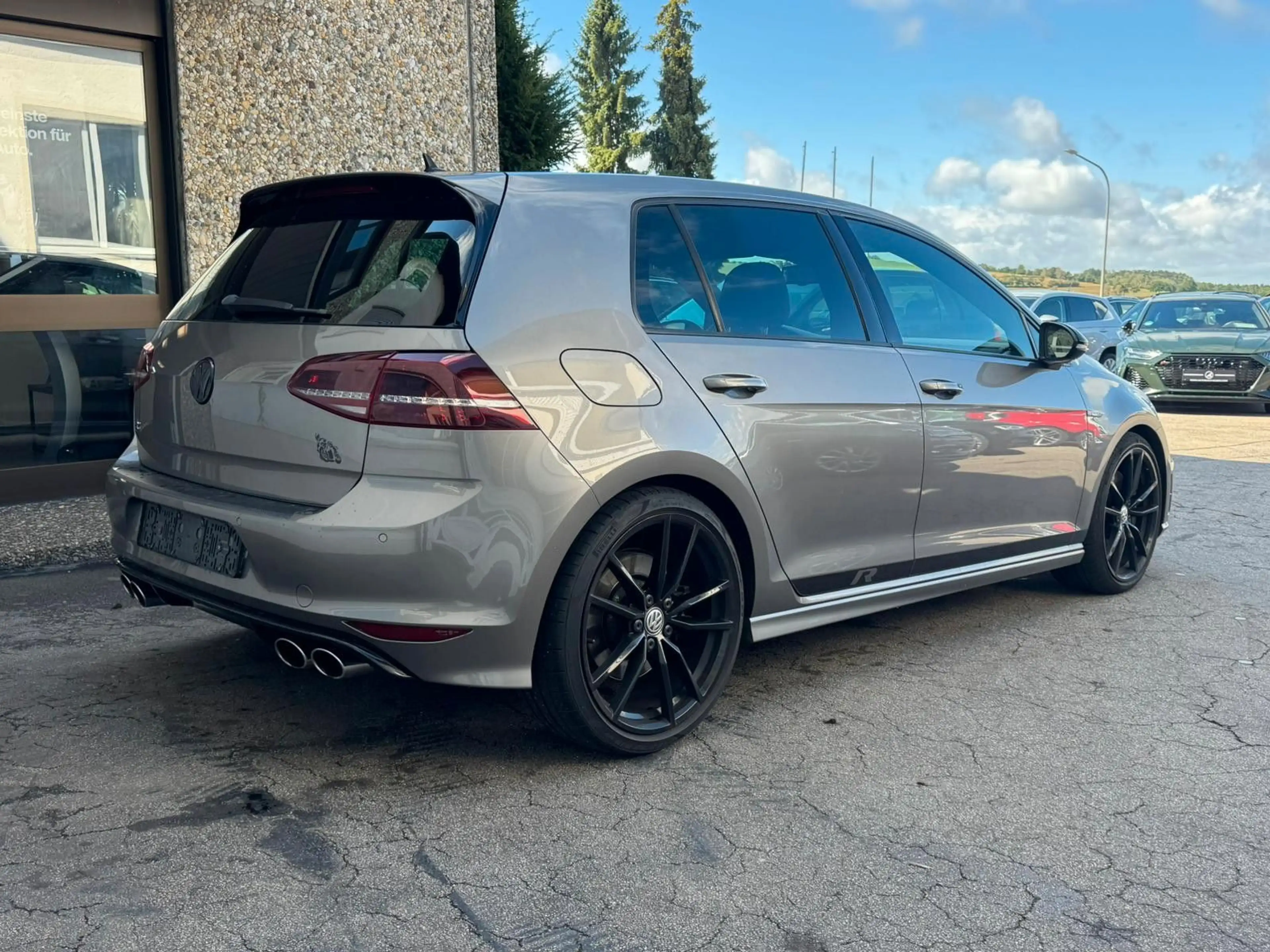 Volkswagen Golf VII R 4M ACC R-KAMERA PANO DYNAUDIO CARPLAY — photo 3