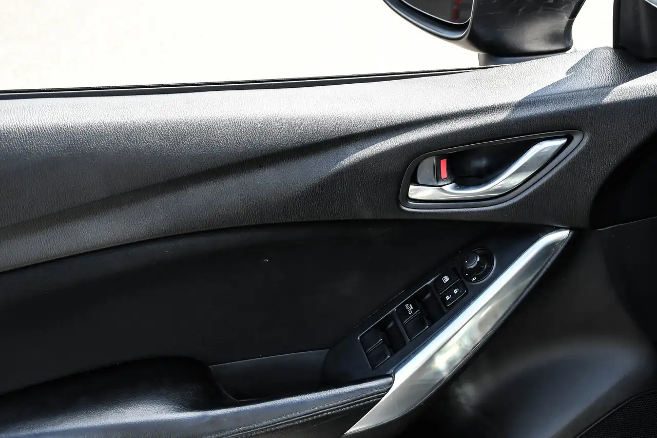 Mazda 6 снимка Mazda 6