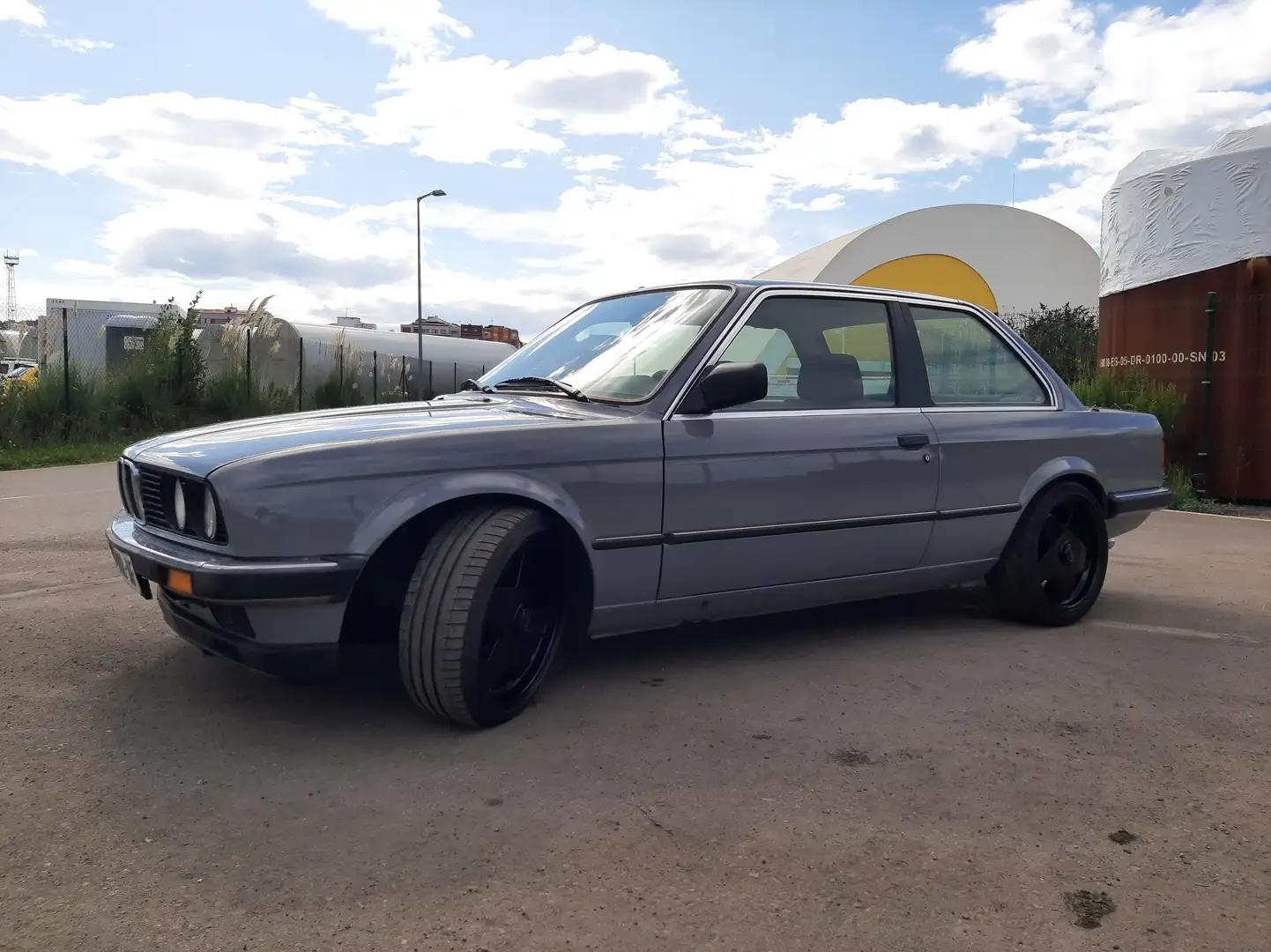 BMW 318 E30 Szary - 1