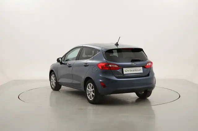 Ford Fiesta view 3