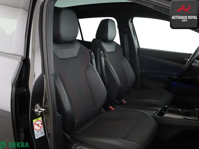 Volkswagen Id.4 view 10
