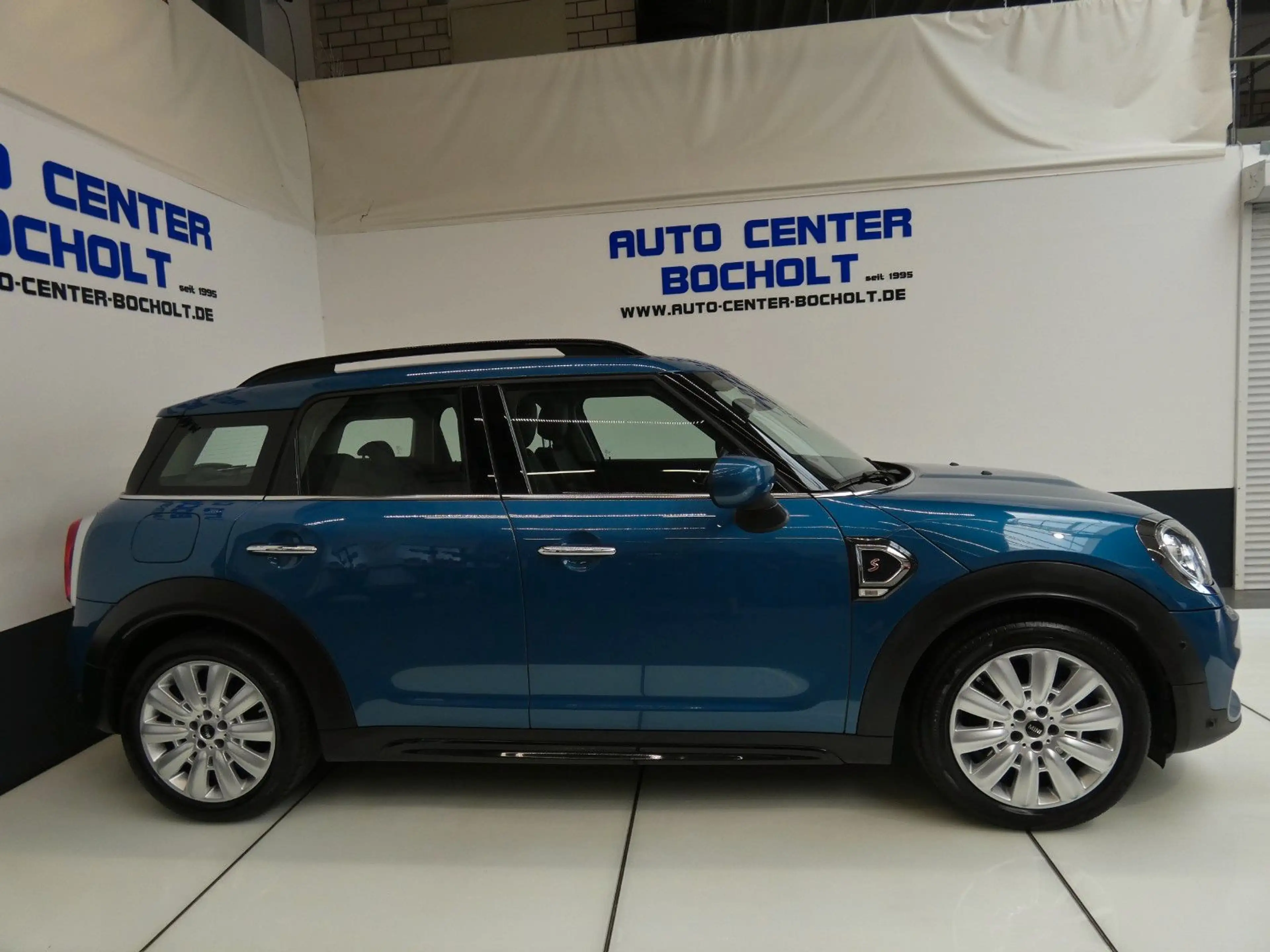MINI Cooper SD Countryman *HUD*Panor*NaviProf*RFKamera — photo 5