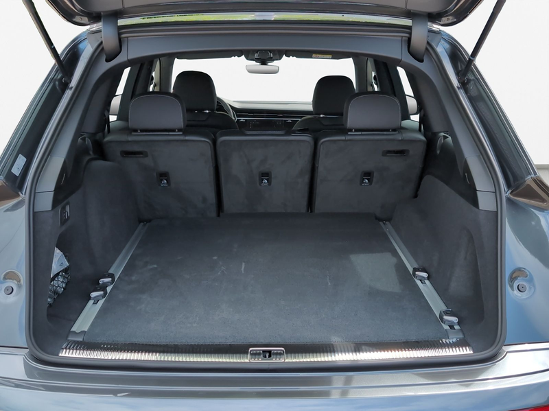 Audi Q7 S line TFSI e quattro 290 kW tip *Matrix*B&O* — photo 12