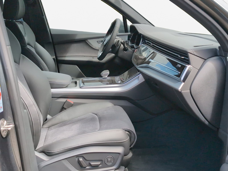 Audi Q7 S line TFSI e quattro 290 kW tip *Matrix*B&O* — photo 4