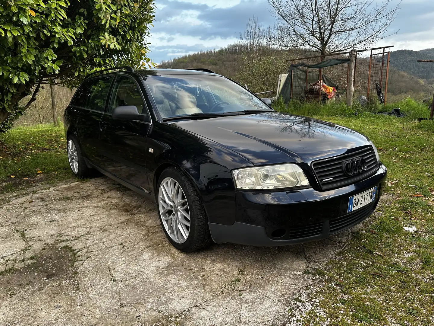 Audi A6 Avant 2.5 V6 tdi quattro 180cv - 2
