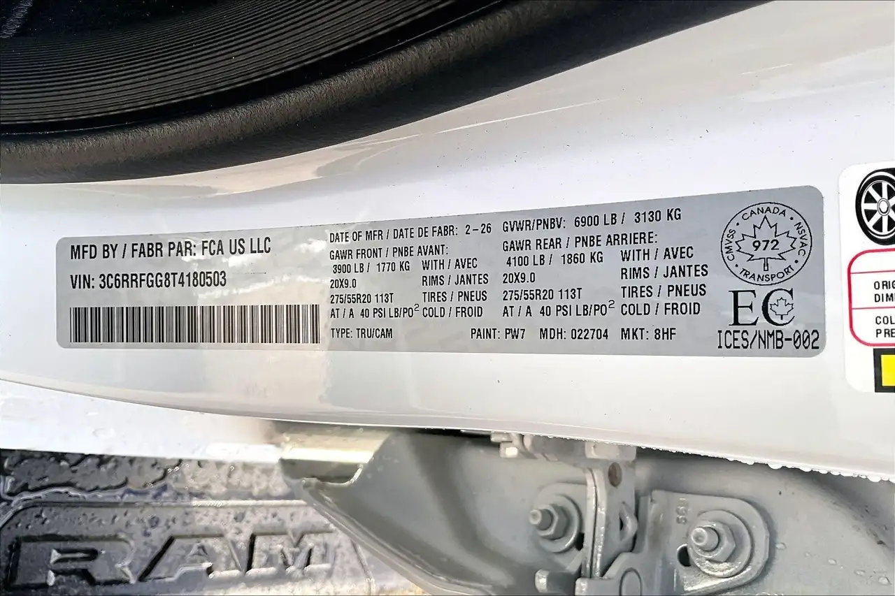 RAM 1500 снимка RAM 1500