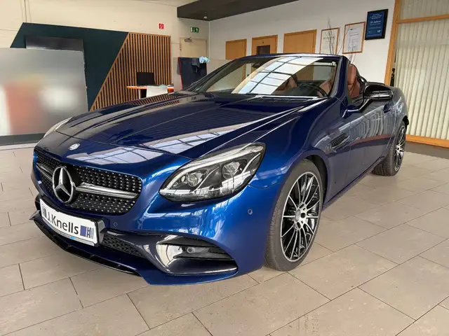 Mercedes-Benz SLC 200 AMG-Line/NIGHT/AIRSCARF/LED/LEDER/PANO