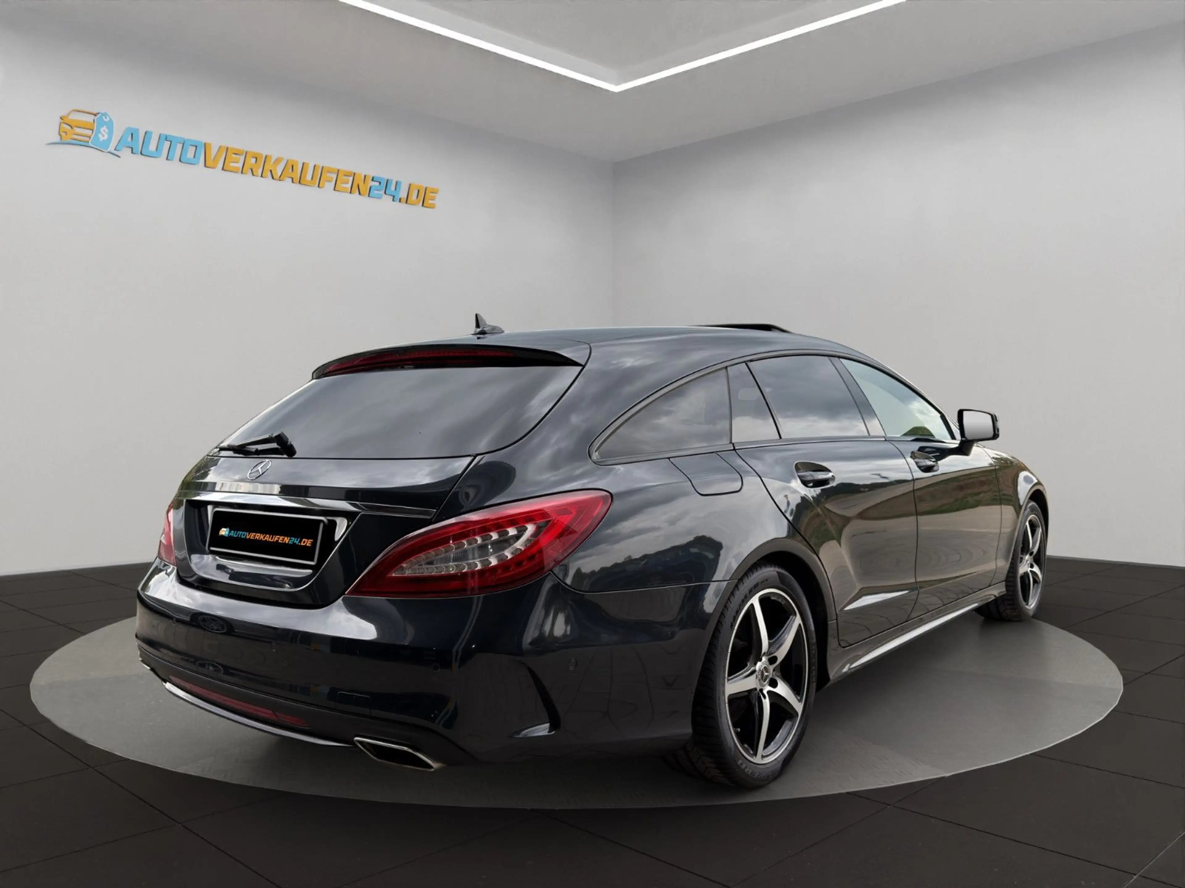 Mercedes-Benz CLS CLS 500 AMG 4M 360° DESIGNO BEAM S.DACH MASSAGE — photo 7