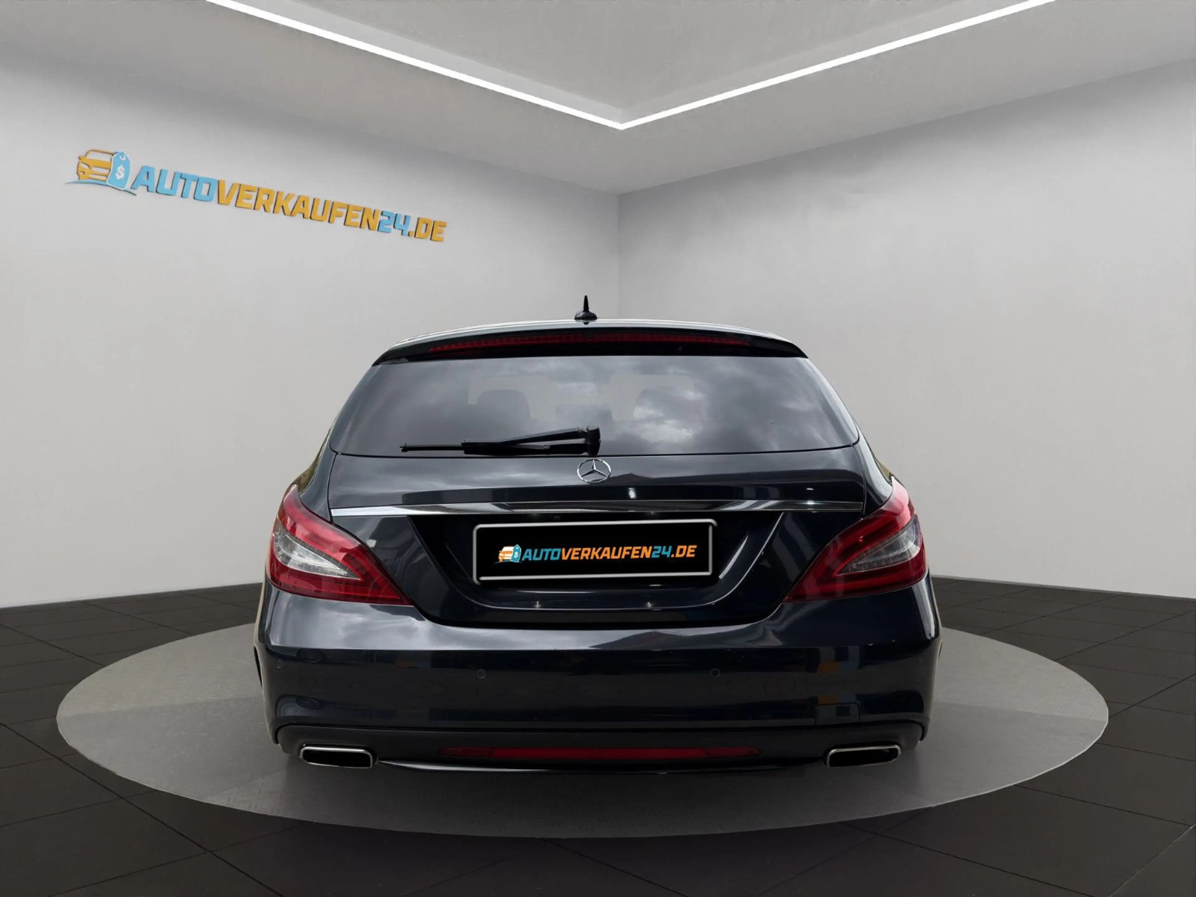Mercedes-Benz CLS CLS 500 AMG 4M 360° DESIGNO BEAM S.DACH MASSAGE — photo 6