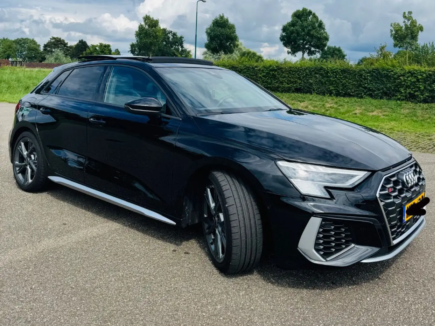 Audi S3 S3 2.0 TFSI quattro Zwart - 2