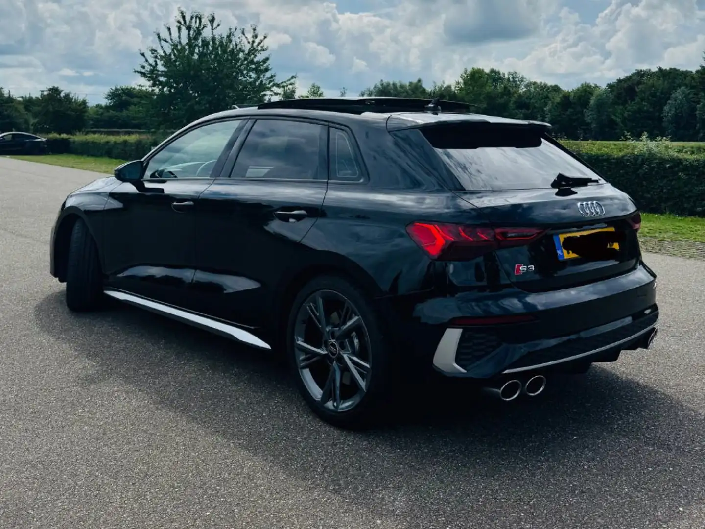 Audi S3 S3 2.0 TFSI quattro Zwart - 1