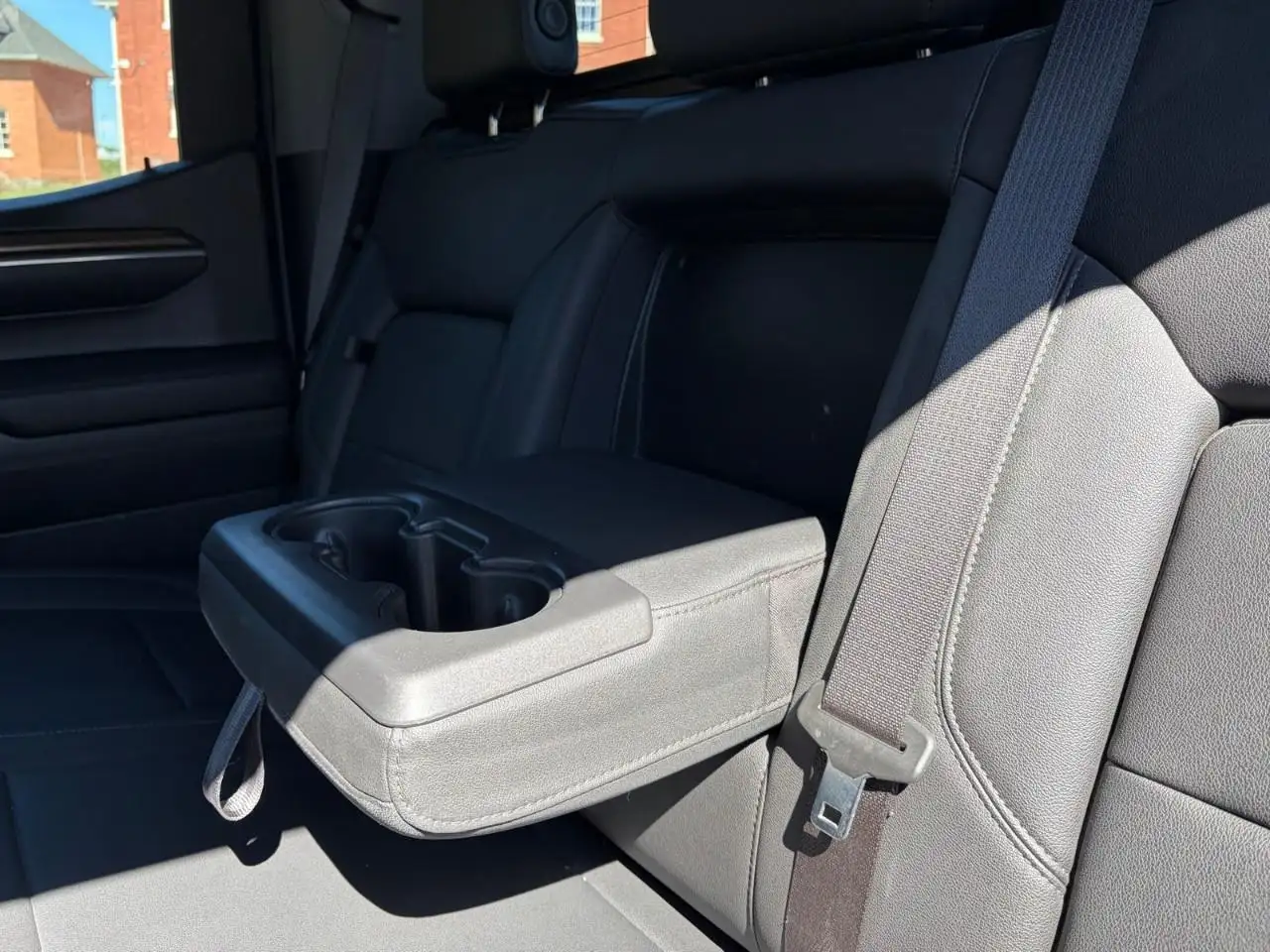 Chevrolet Silverado 1500 photo Chevrolet Silverado 1500