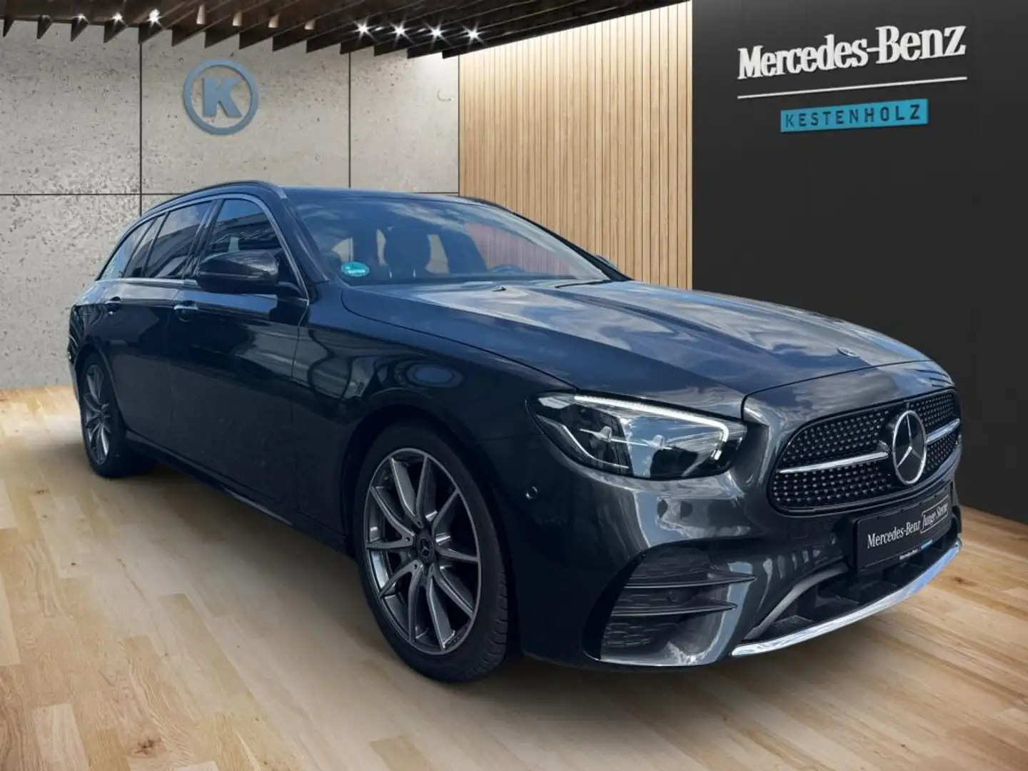Mercedes-Benz E 220 d T-Modell *AMG*MEMO*AHK*PANO*MBUX*SHZ* Grau - 2