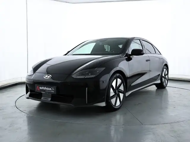 Hyundai IONIQ 6 view 3