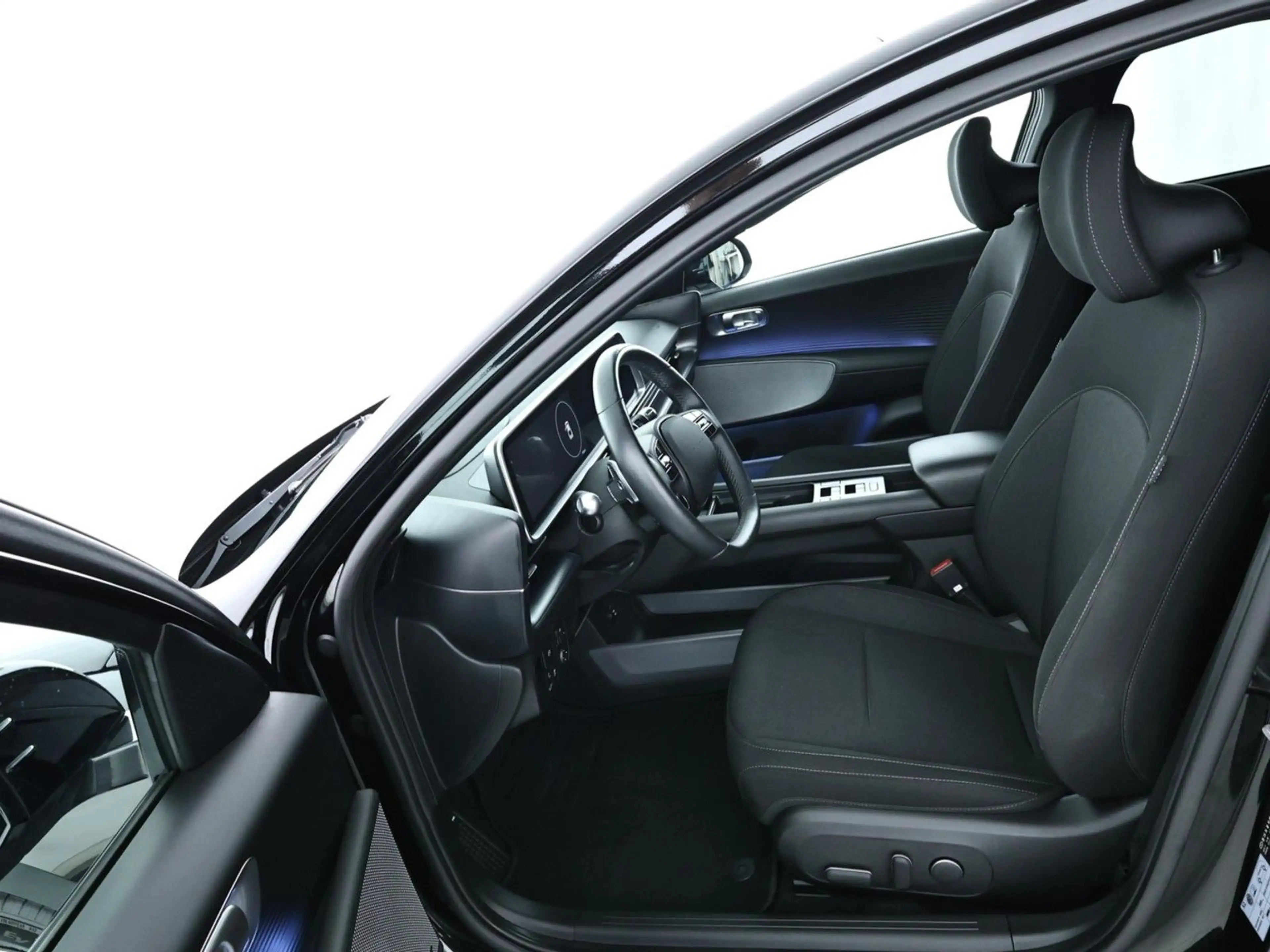 Hyundai IONIQ 6 Techniq 4WD  77,4 kWh|ACC|BOSE|HeadUp — photo 8