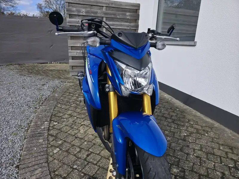 Suzuki GSX-S 1000 - foto 4